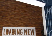 7 + 1 Fragen an: EIN LADEN _