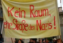 Mit Trillerpfeifen, Trommeln und Sirenen gegen Neo-Nazis