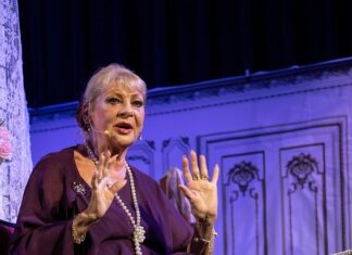 Zwischen Poesie und Satire – „Maria und Magdalena“ im KULT