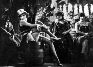 Ausstellung „Nicht nur – Marlene Dietrich auf dem Fass sitzend“ in der kemenate-hagenbrücke