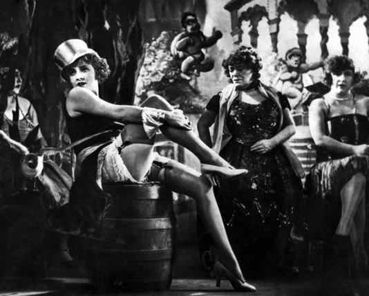 Ausstellung „Nicht nur – Marlene Dietrich auf dem Fass sitzend“ in der kemenate-hagenbrücke