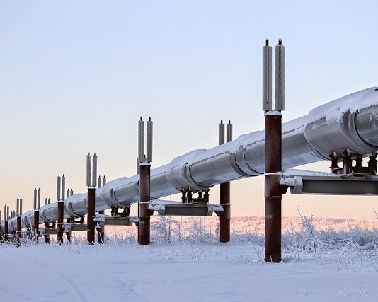 Pipeline-Krieg gegen zwei EU-Staaten – warum Ungarn und die Slowakei ihr Veto gegen die Ukraine-Kredite eingelegt haben