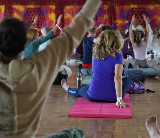 Yoga, Musik und neue Energie: Das 7. Yoga Festival lädt zum Schimmelhof